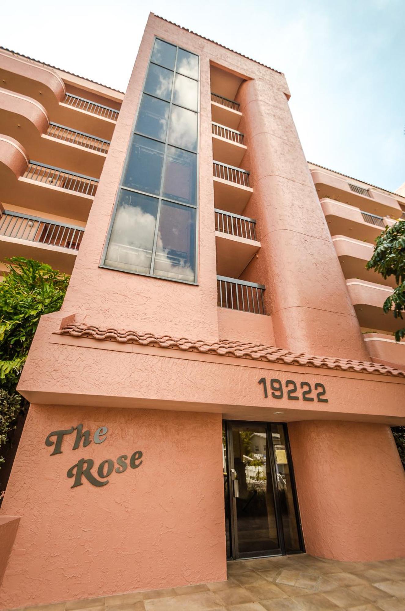 الشقق الفندقية شاطئ كليرووترفي  The Rose المظهر الخارجي الصورة